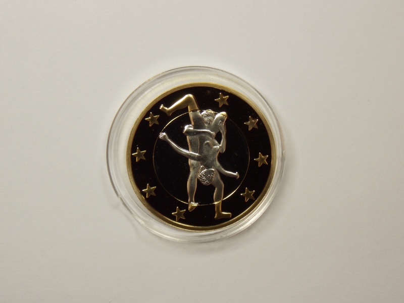 Сувенирная монета Секси 6 евро