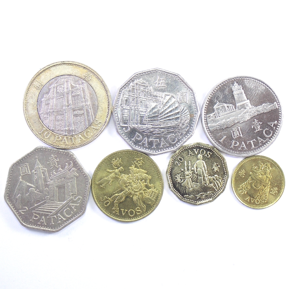 Макао. Набор монет 1993-2010 гг.